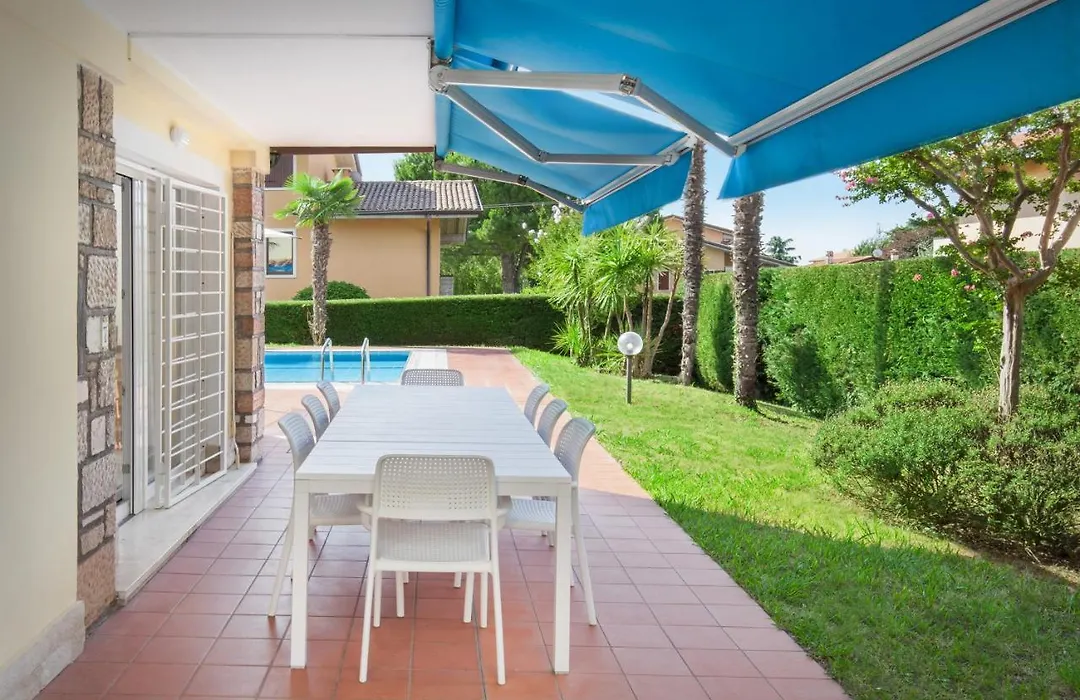 Villa Rose With Pool-1