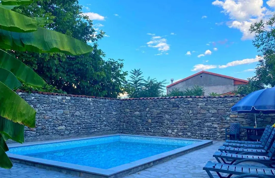 Hotel Villa Eniseli-1