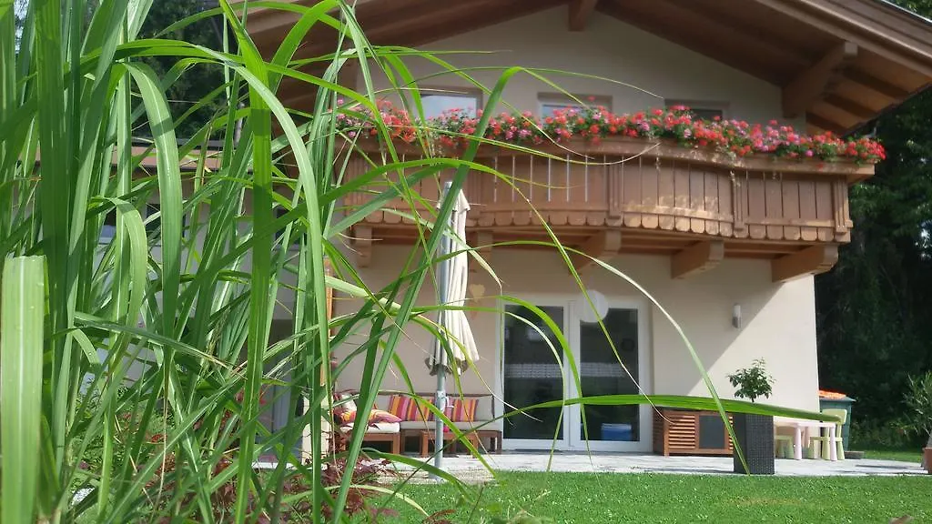 Appartement Haus Petra-1