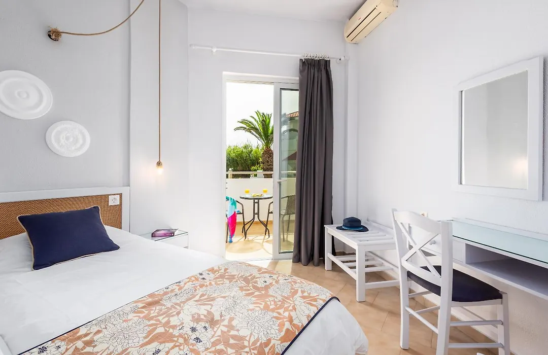 Mrs Chryssana Beach Hotel By Ghh (Adults Only)-1