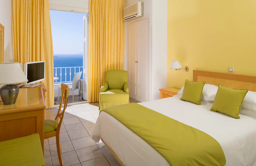 Atlantis Hotel-1