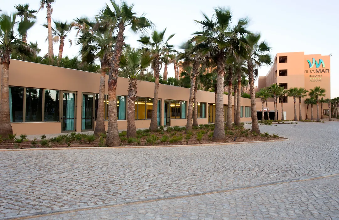 Wine & Books By The Sea, Algarve Resort-1