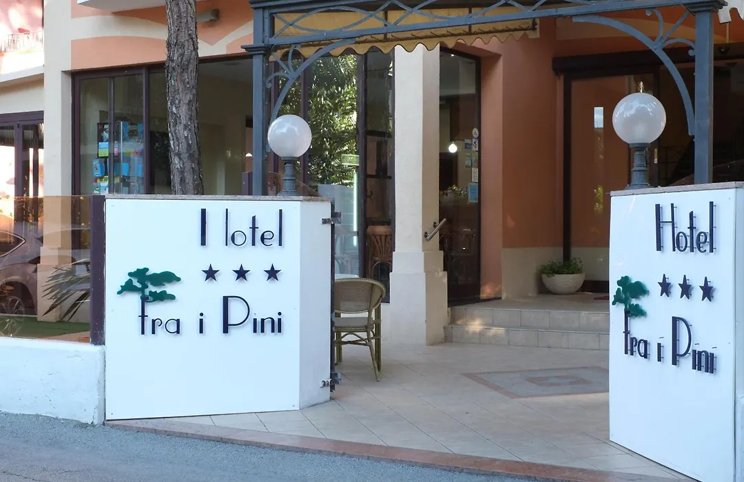 Hotel Fra I Pini-1