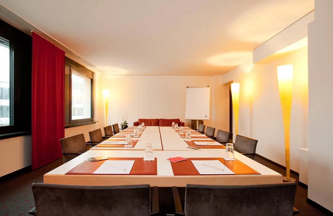 Vienna House Easy By Wyndham Stuttgart Vaihingen-1