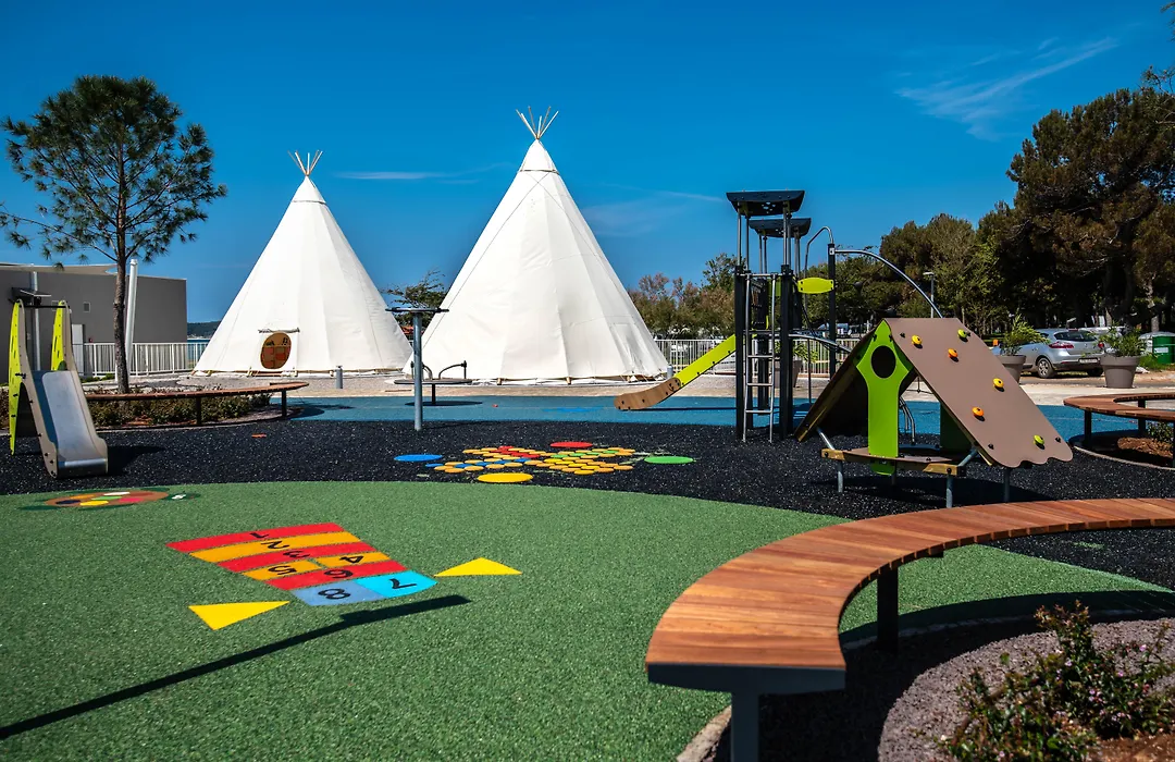 Arena Grand Kazela Camping Homes-1