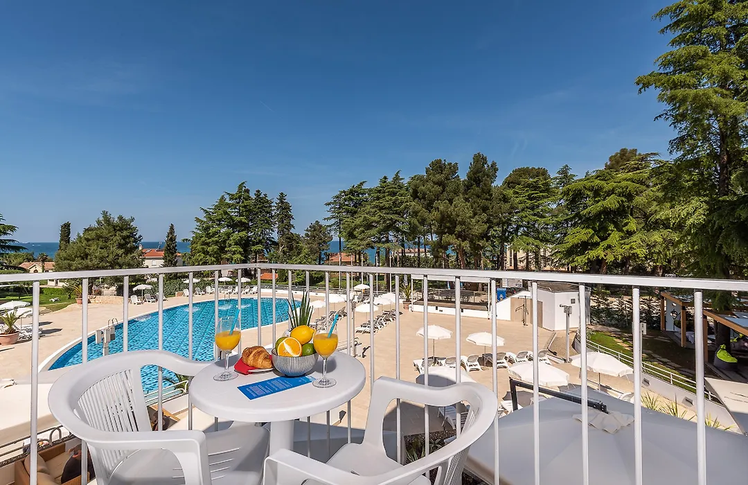 Valamar Pinia Hotel-1