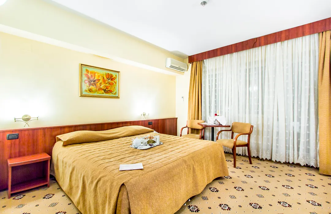 Caro Hotel-1