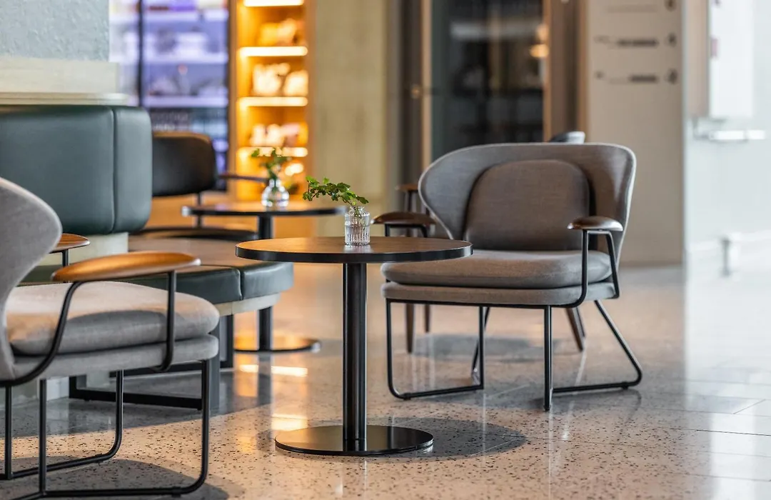 Comfort Hotel Copenhagen Airport-1