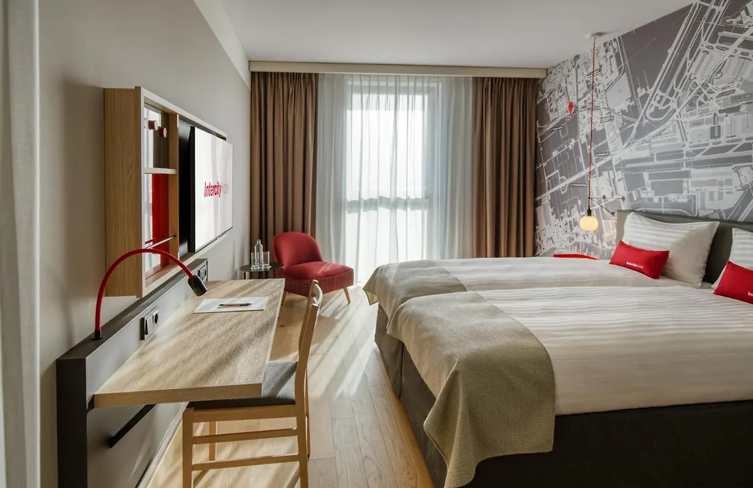 Intercityhotel Amsterdam Schiphol Airport-1