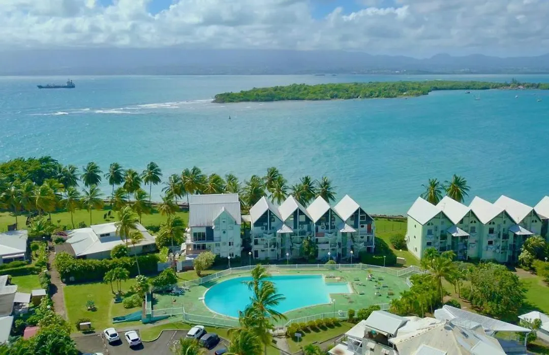Jolie Petite Villa Sur Une Presqu'Ile-1