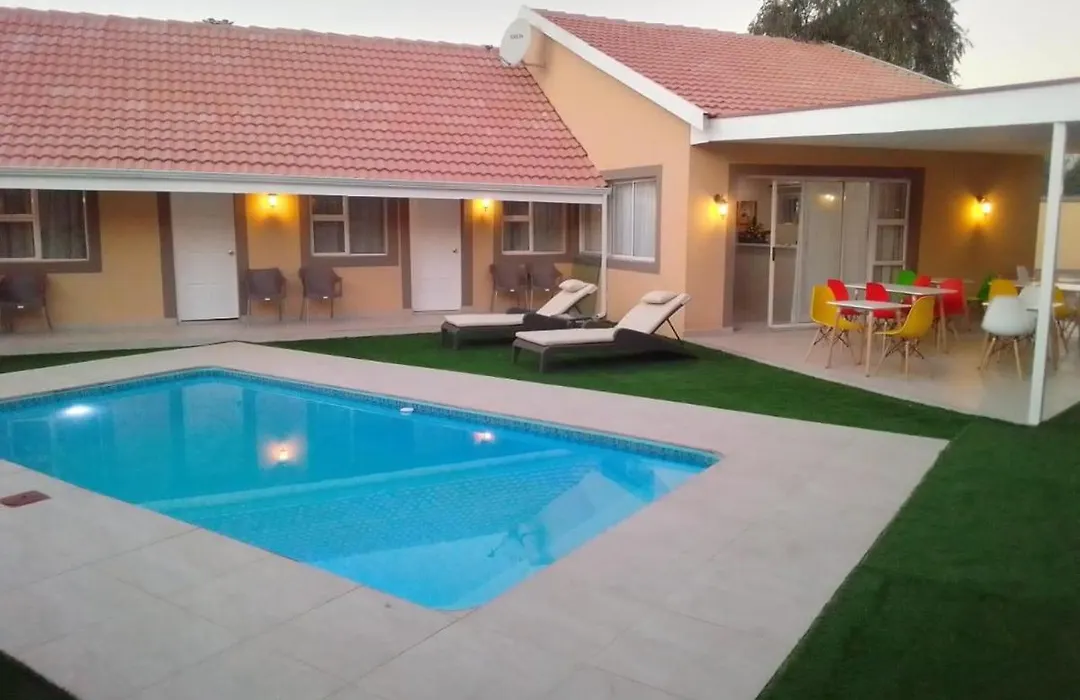 Benoni N12 Hotel-1