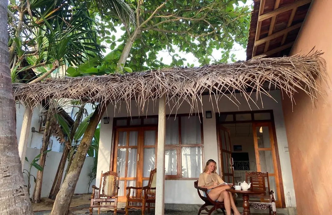 La-Vira Beach Villa-1