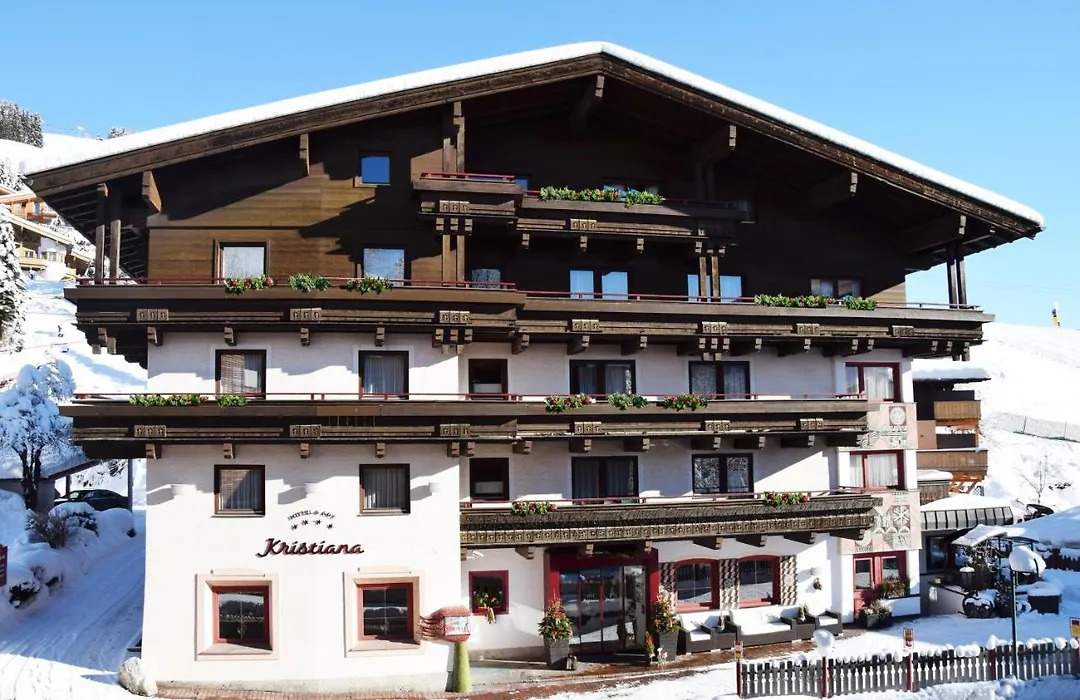 Hotel&Art Kristiana-1