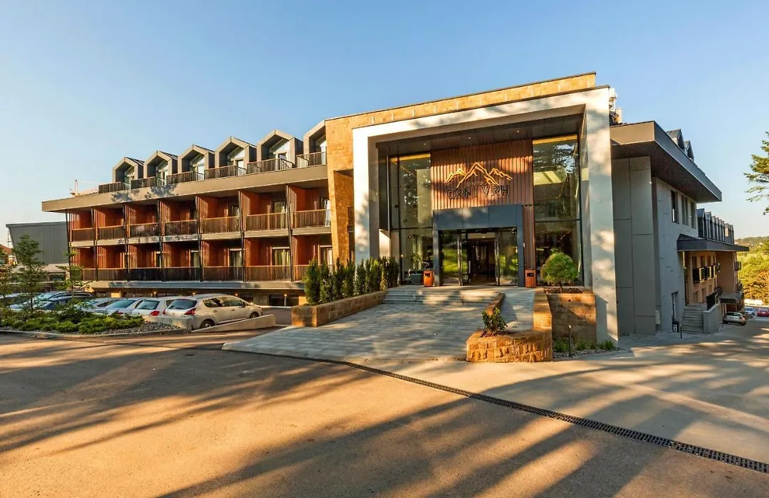 Hotel Crni Vrh-1
