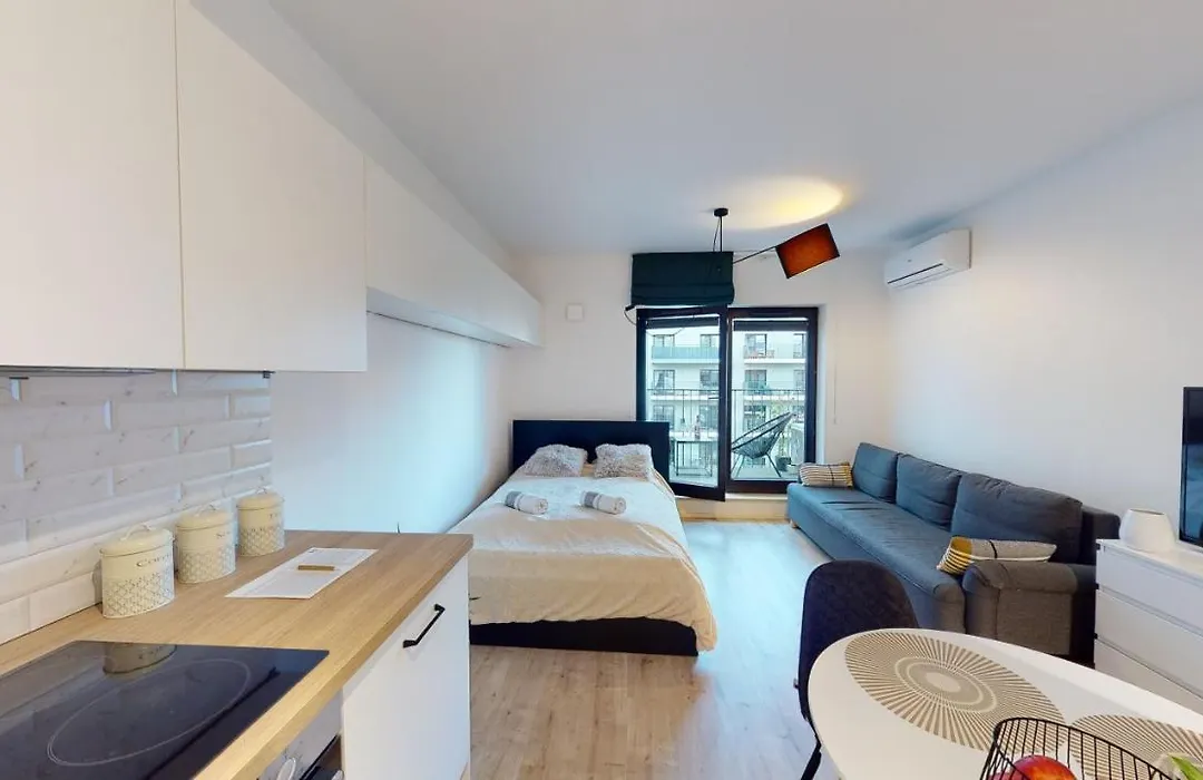 Nice Studio By The River With Parking And Air Conditioning Ac, Spa,Gym, River-1