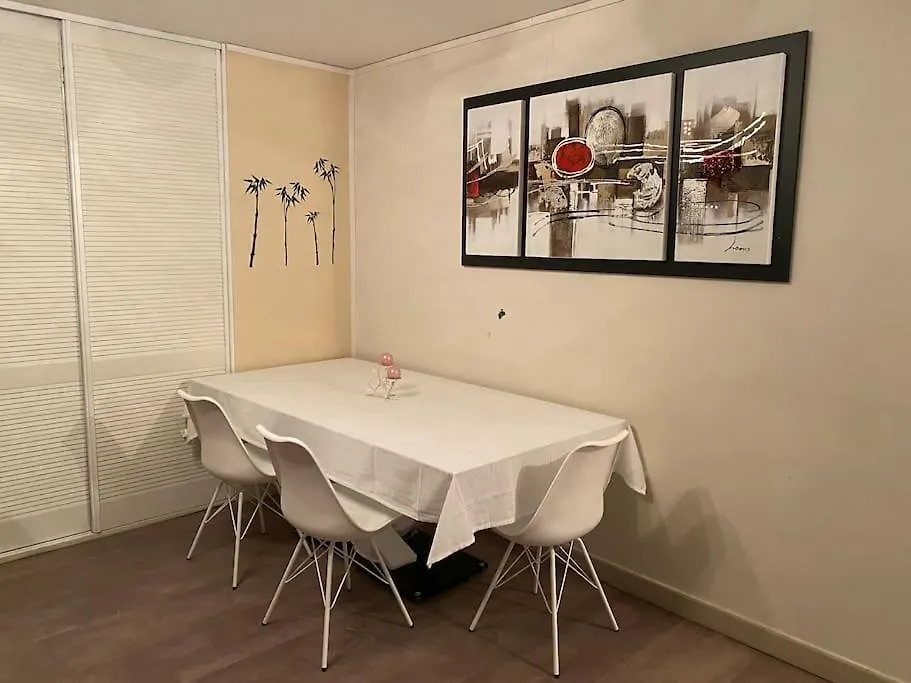 Bel Appartement Avec Piscine Et Vue Sur Paris-1