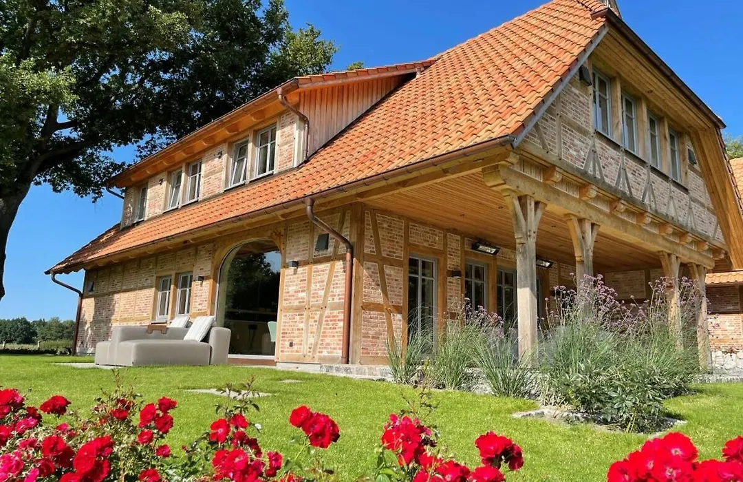 Landhüüs Oeverdiek - Luxus am Golfplatz-1