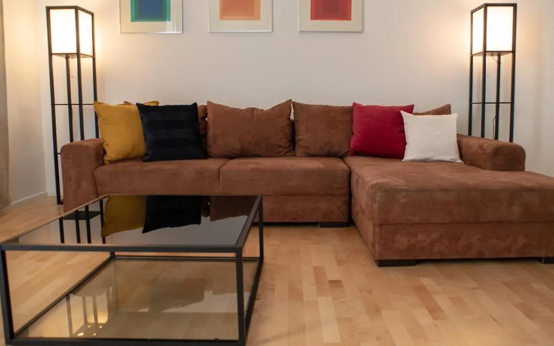 Cozy And Fully Equiped Suite Apartment At Ku'Damm-1