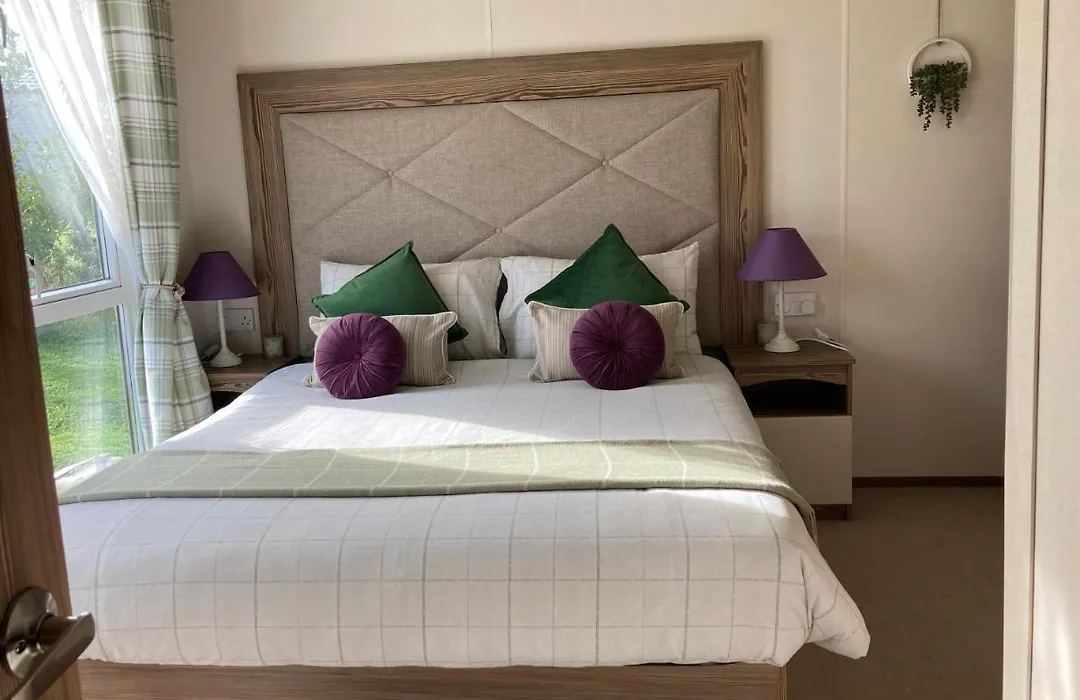 Branwood Luxury Caravan Holidays Newquay-1