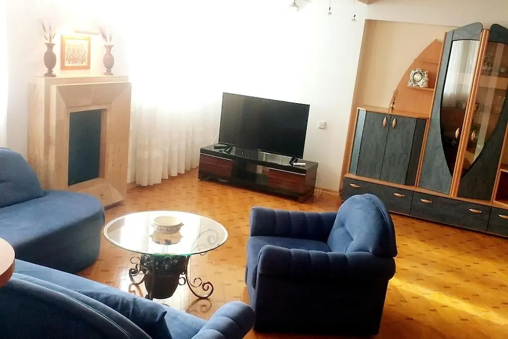 Sea View Apartment In The Center Of Baku!-1