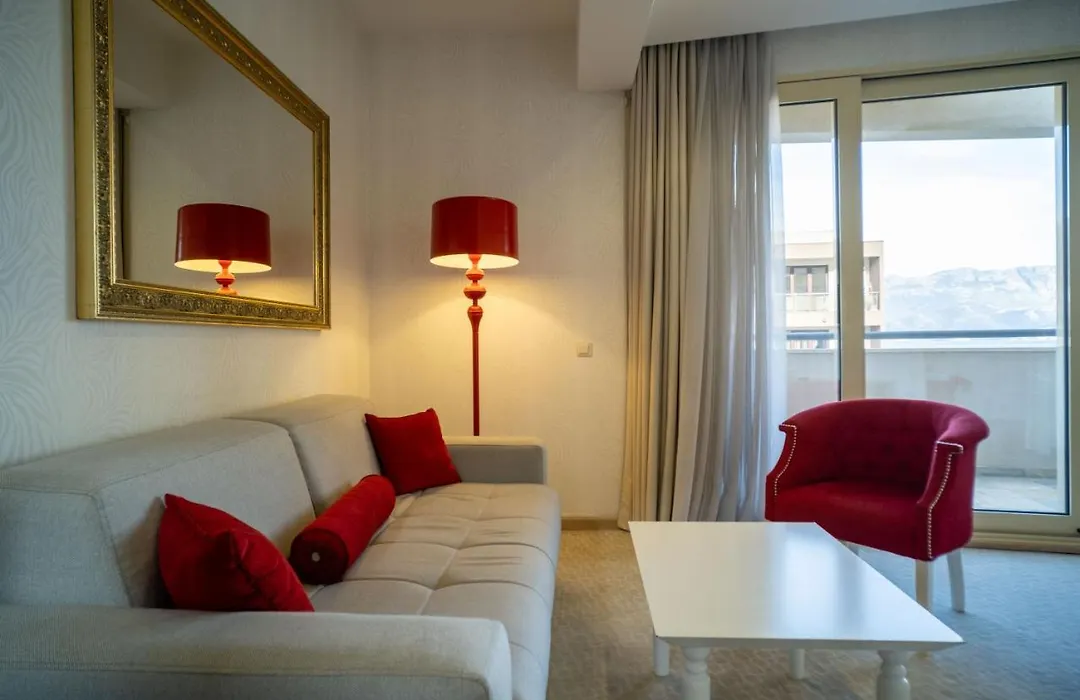 Hotel Atina By Entopya-1