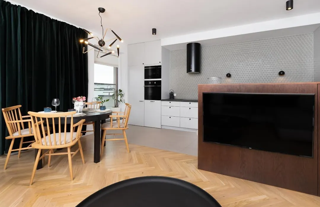 Superior Apartment With Balcony & Parking Gdansk By Noclegi Renters Prestige-1