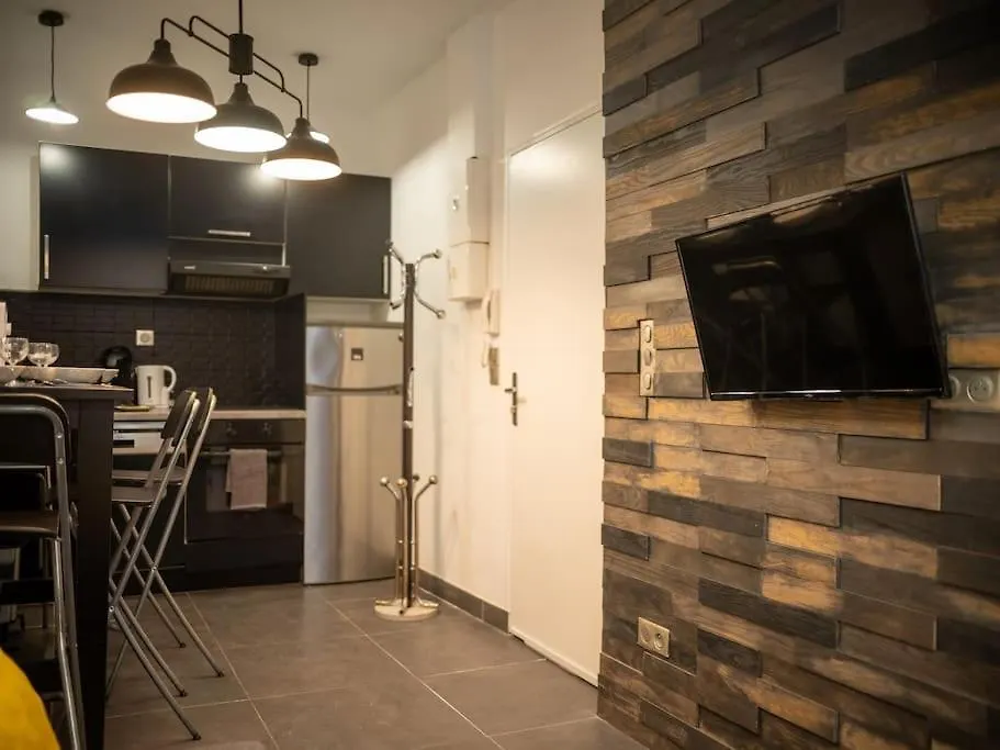 *Appartement Climatise Au Coeur Du Vieux Port*-1