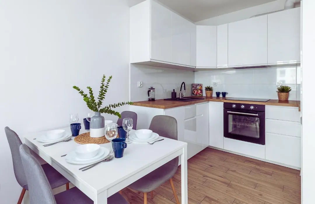 SuperApart Habicha apt74 - Ursus z balkonem-1