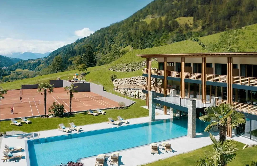 Hotel Sonnenalm-1