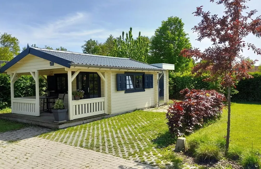 Stellechalets op Resort Stelleplas - Heinkenszand-1