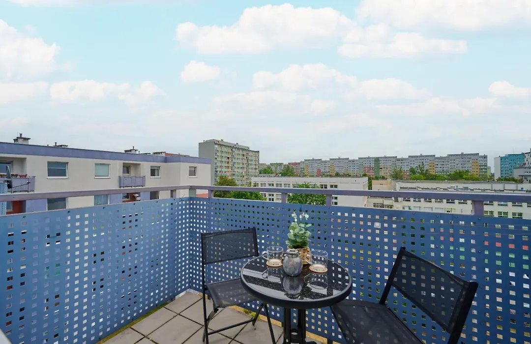 Family Apartment Kamienna With Balcony 1,5 Km To Wroclavia By Noclegi Renters-1