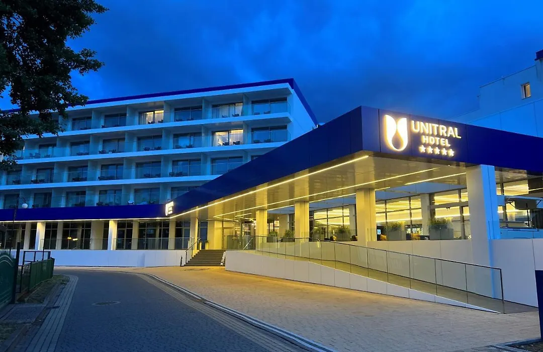 Hotel Unitral SPA w Mielnie-1