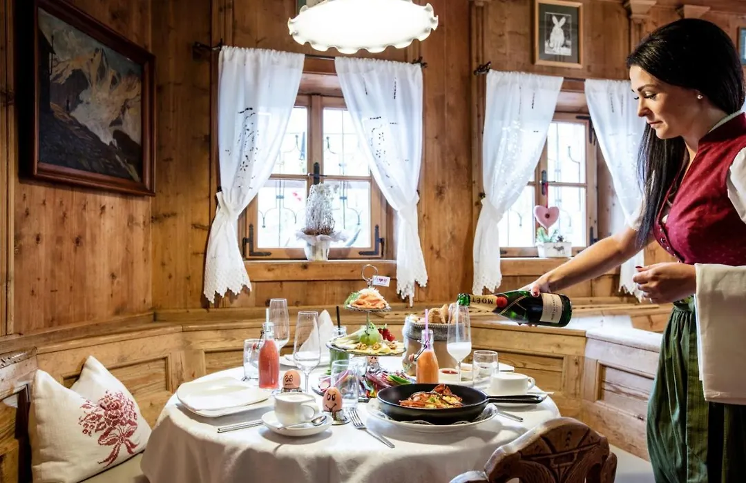 Hotel Gasthof Perauer-1