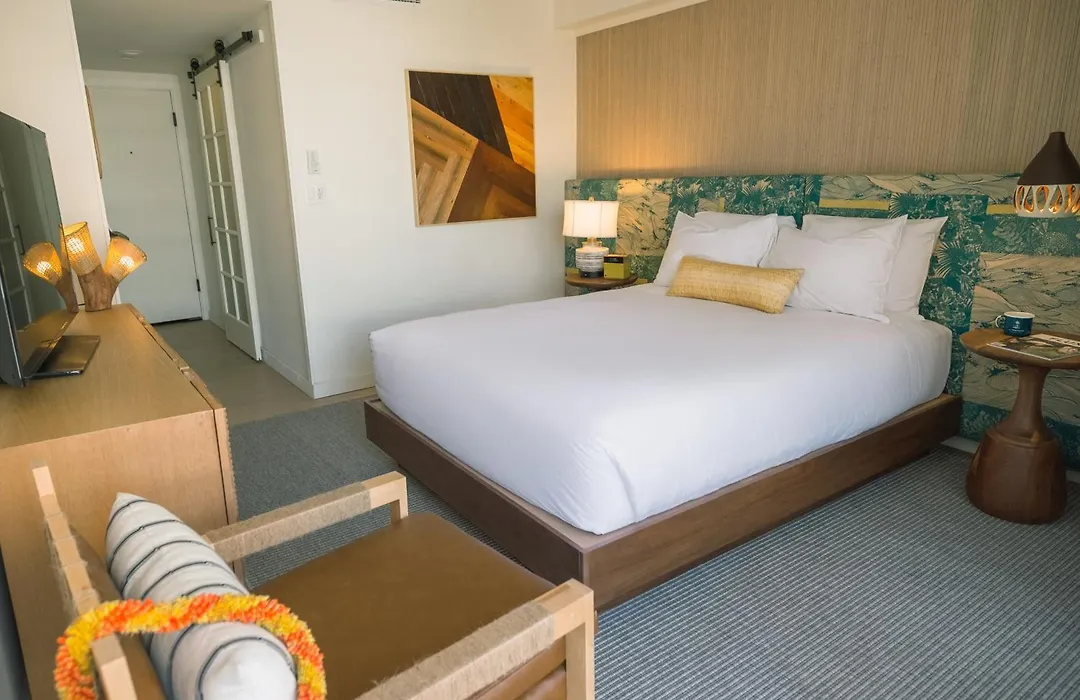 The Surfjack Hotel & Swim Club - No Amenity Fee-1