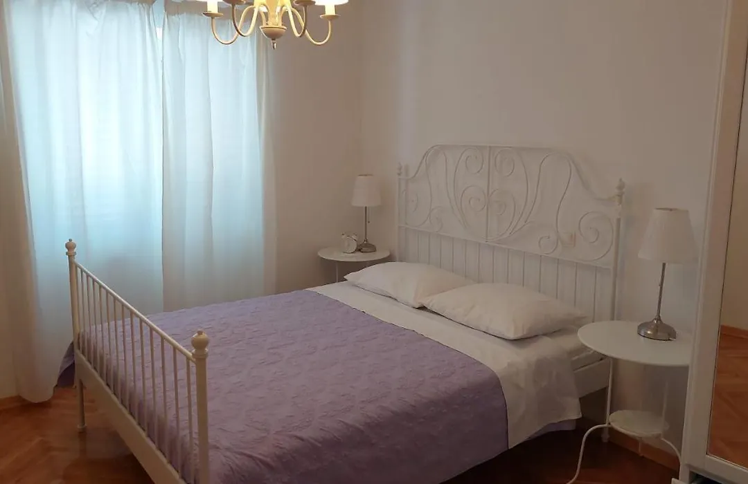 Sky Delux Apartment With Parking-1