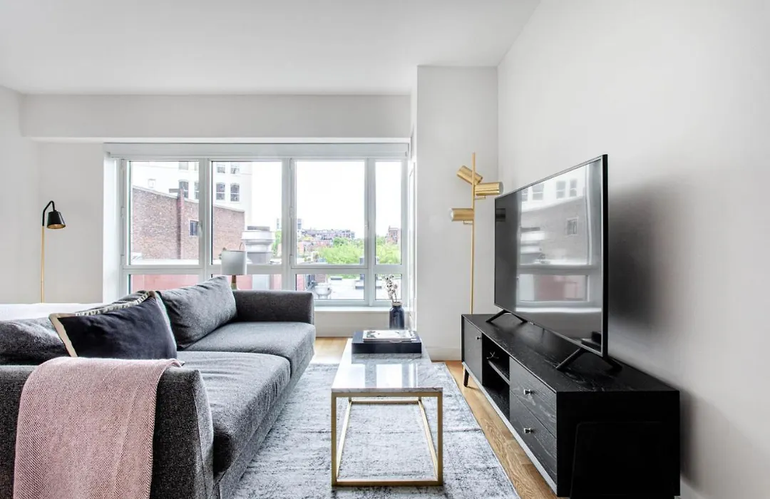Back Bay Studio W Gym Nr Newbury St Bos-411-1