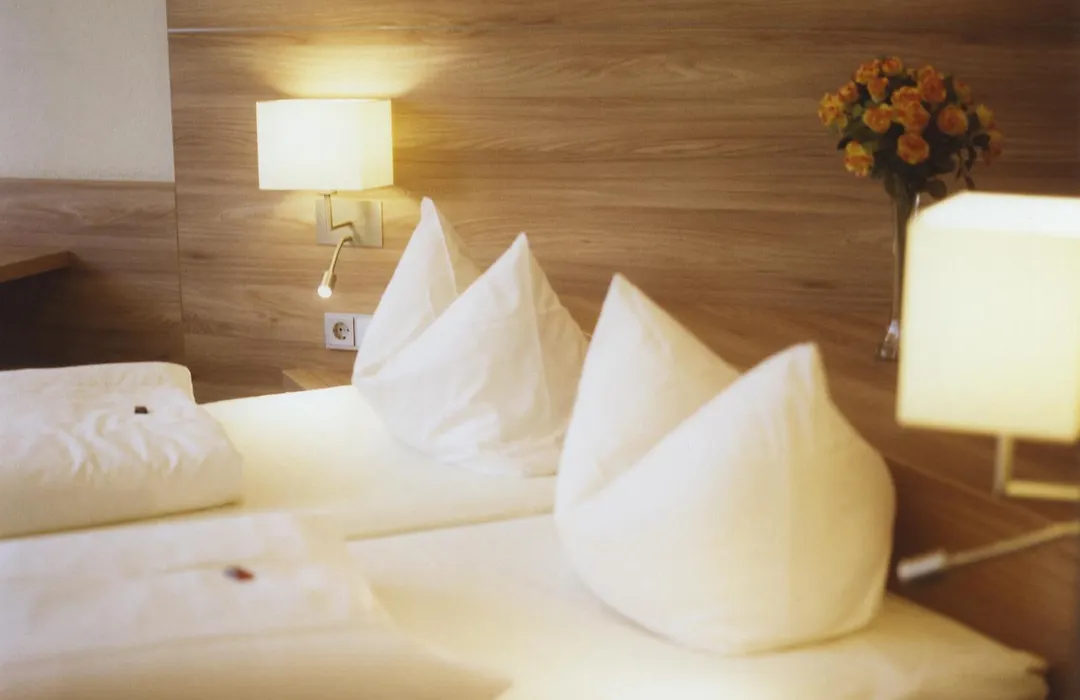 Hotel Jedermann-1