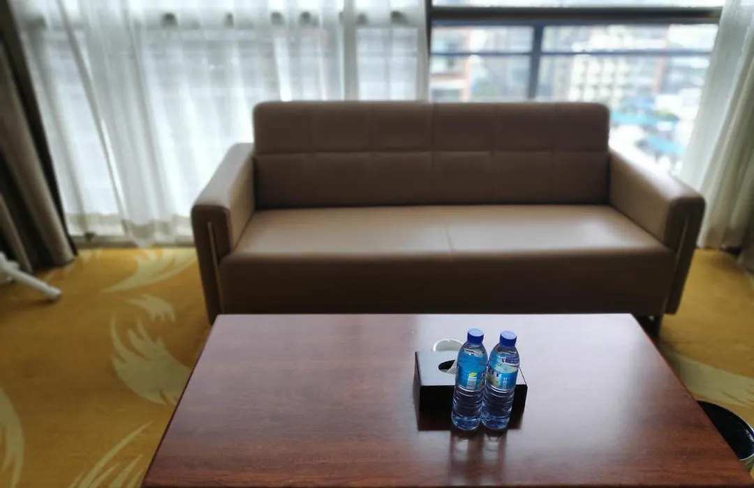 Century Hotel Tongren-1