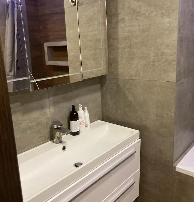 Apartament G76 Free Parking-1