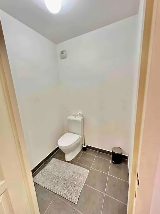 Magnificent Apartment Paris Bagnolet 201-1