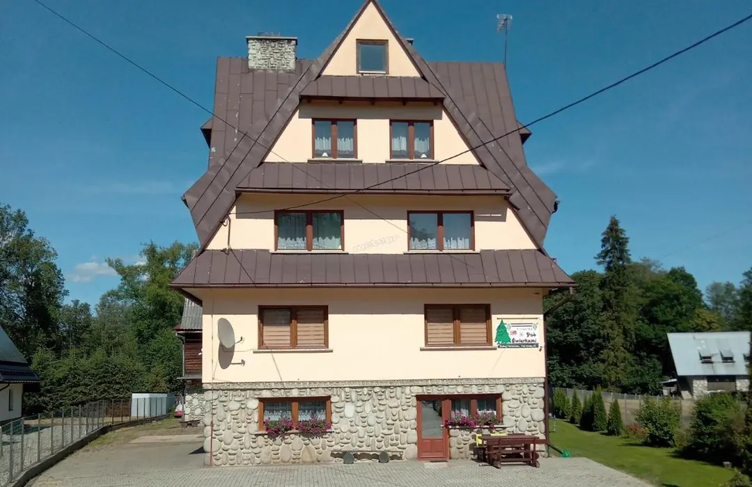 Pod Swierkami Bialka Tatrzanska-1