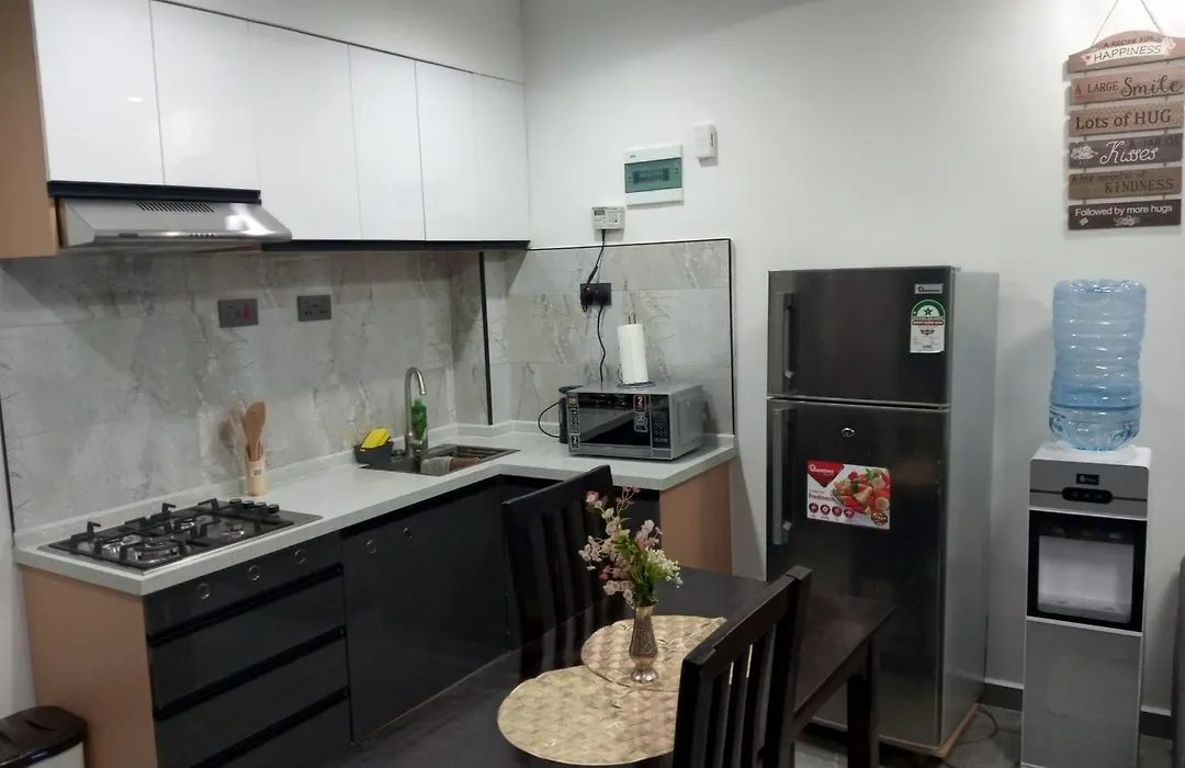 Tranquil 7Th Floor Apartment Near Art Caffe Market-1