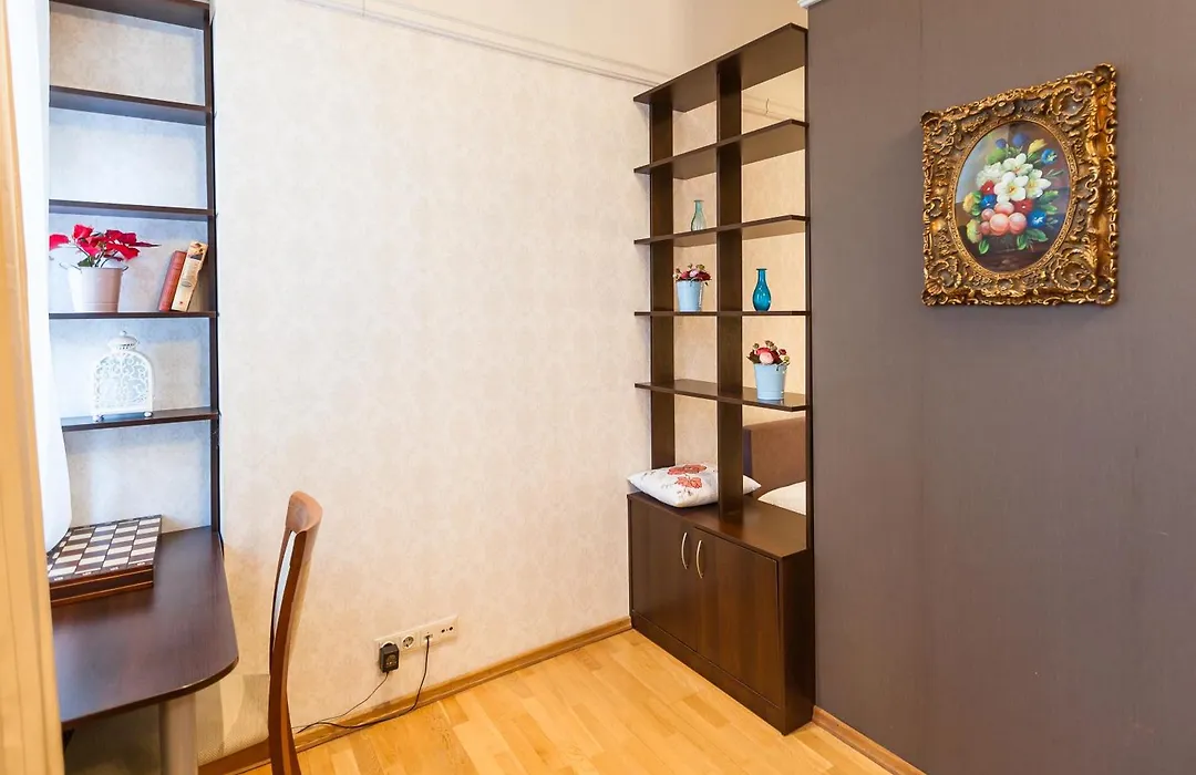 Central Apartments 2 X Free Parking X Self Check-In 24H By H&H-1