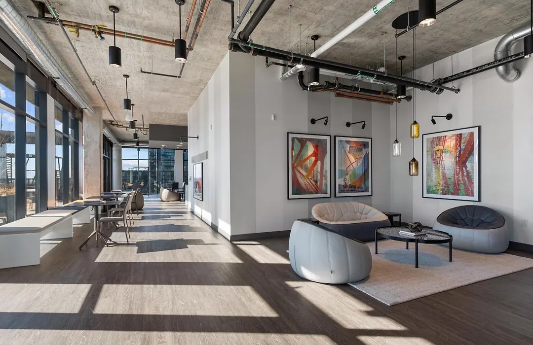 Fulbrix Bright Designer Apartments With West Loop Views-1