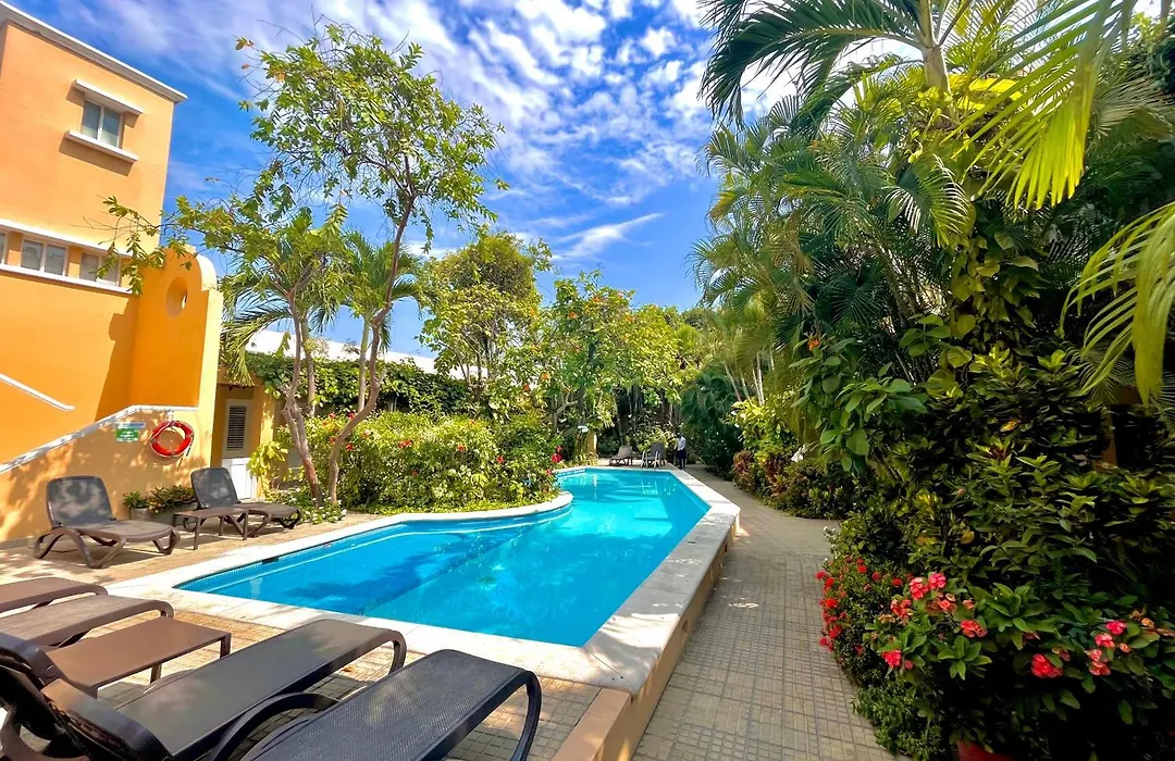 By Calamari Homes - Parque Centenario 206 Walled City-1