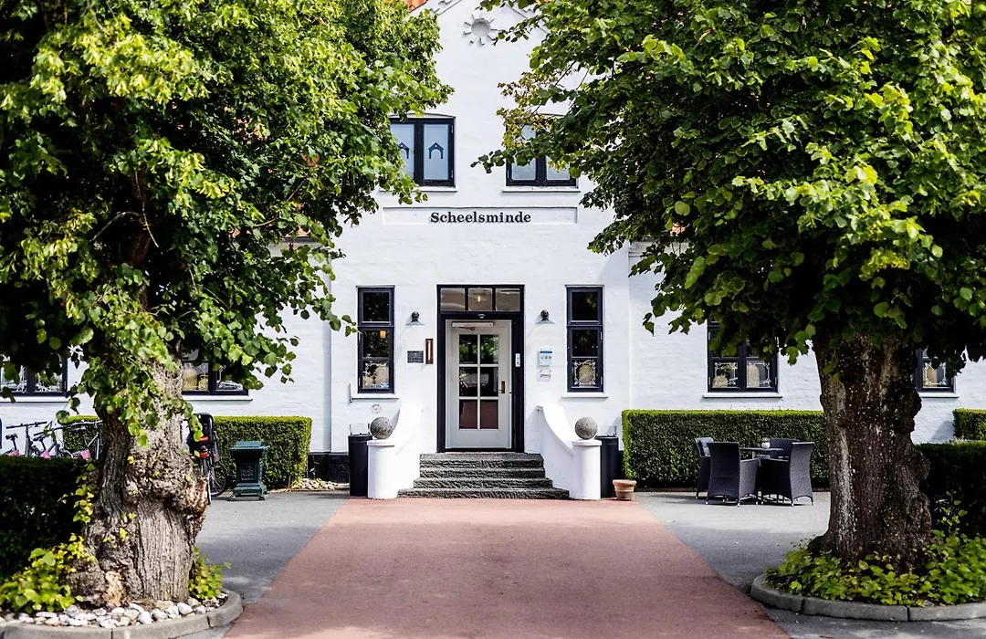 Hotel Scheelsminde-1