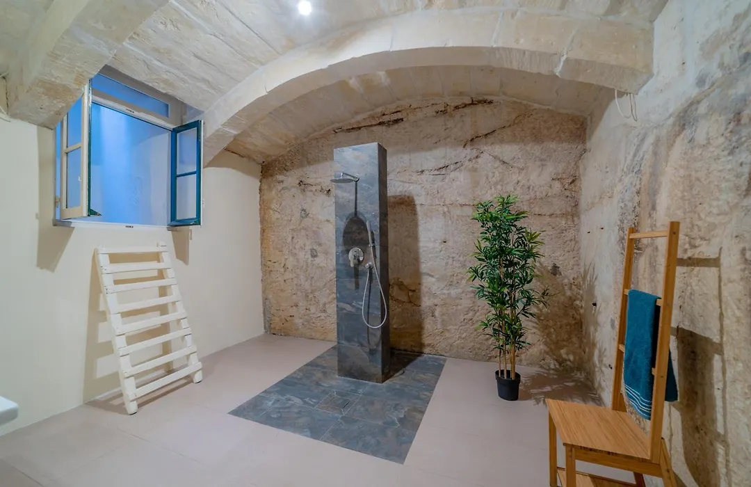 Typical Maltese Town House Just Outside Valletta-1