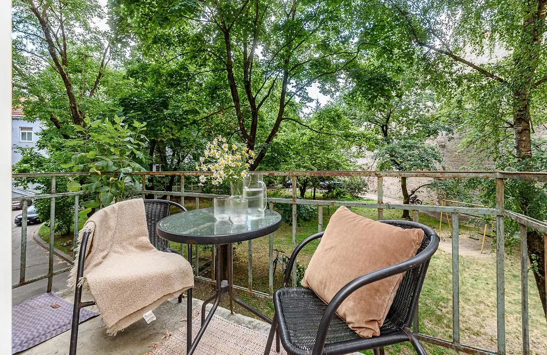 Jacuzzi Apartments X Free Parking X Self Check-In 24X7 By H&H-1