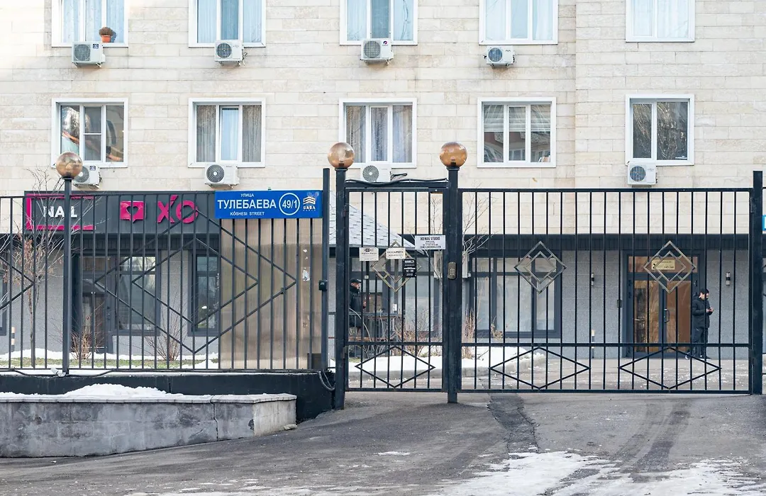 One Bedroom Apartment Near Arbat In The Heart Of Almaty-1