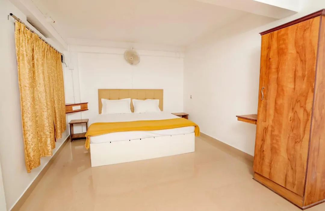 El Lora Resldency-1